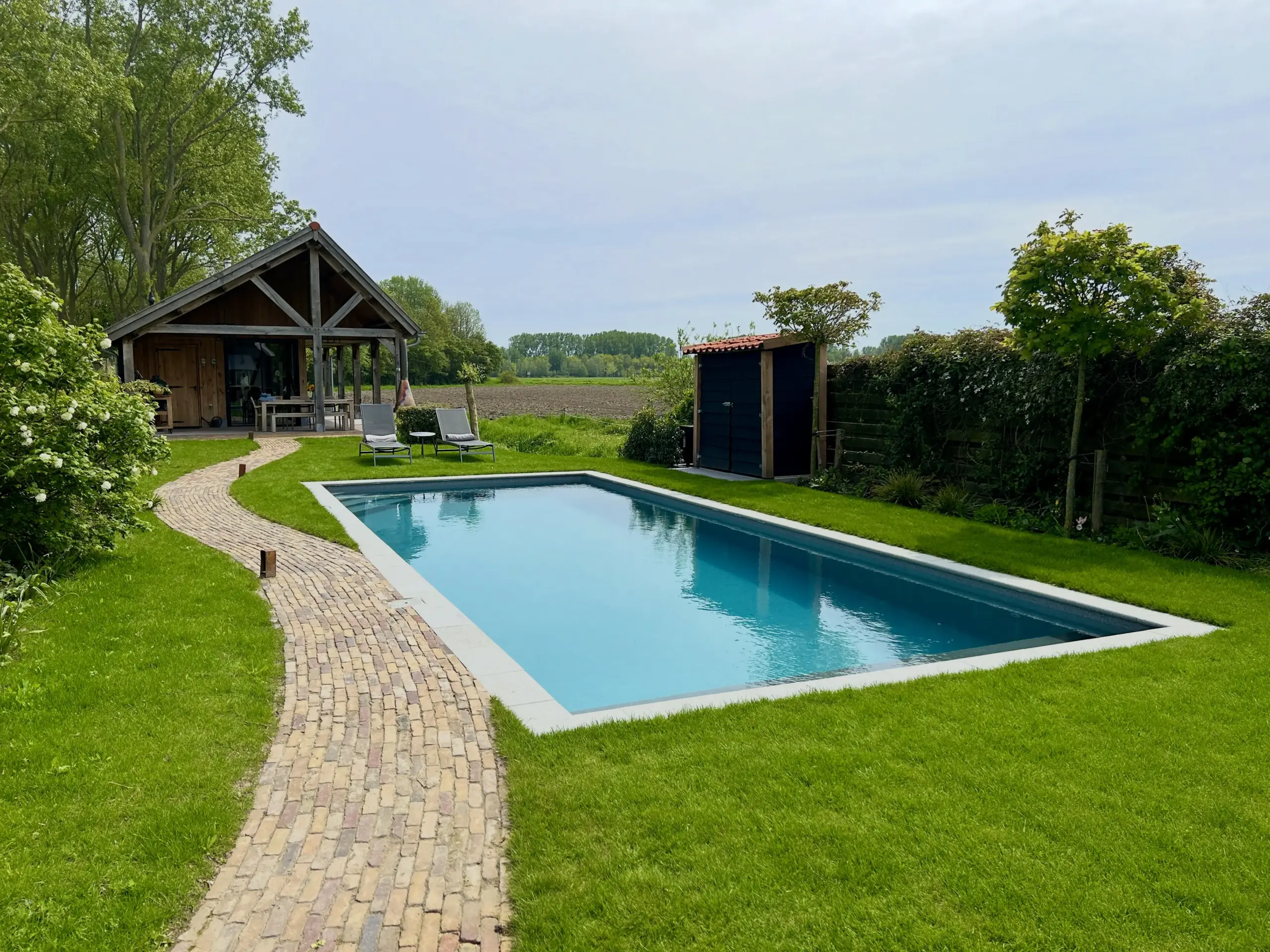 Landelijke poolhouse